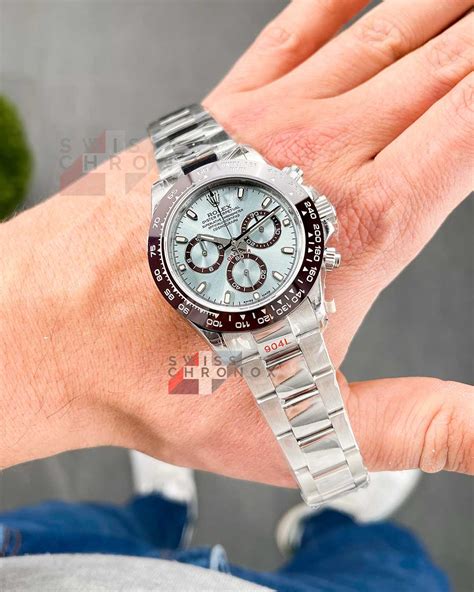 rolex daytona pelle|Rolex chronograph dial.